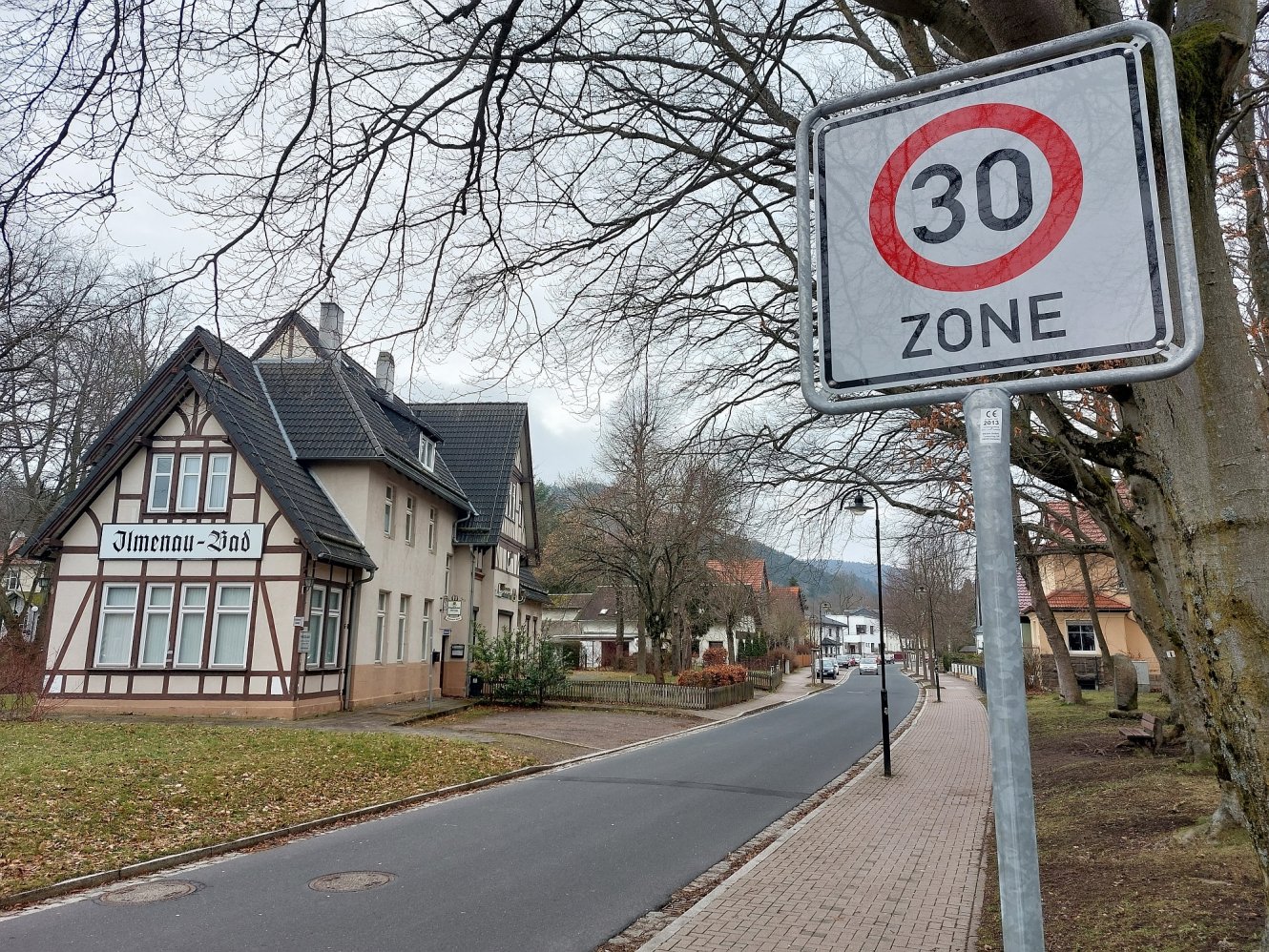 Tempo 30 in der Naumannstraße in Ilmenau 