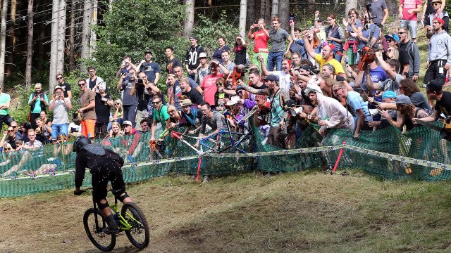 Absolute Abfahrt - Downhill am Lindenberg 2016