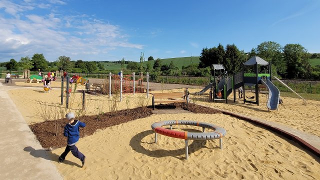 Spielplatz Arnikaweg