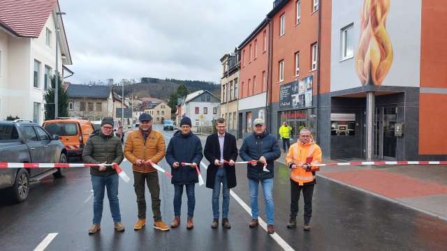 Oehrenstöcker Straße in Ilmenau wieder für den Verkehr freigegeben 