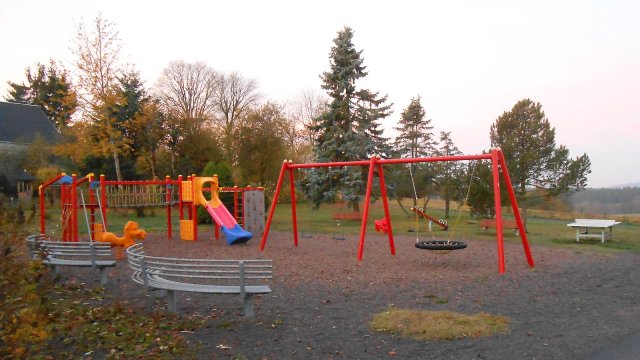 Frauenwald - Spielplatz Südstraße