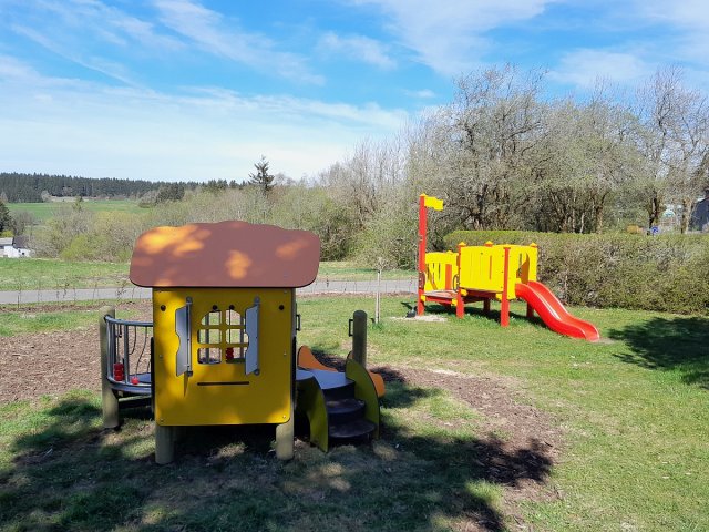 Frauenwald - Spielplatz Südstraße