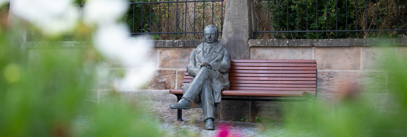 Goethe auf Bank