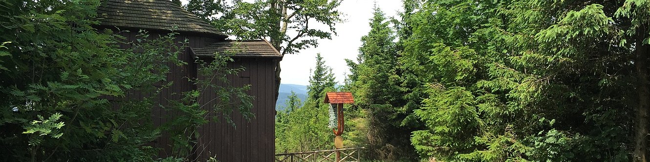 Goethehäuschen im Juli (1330x450)