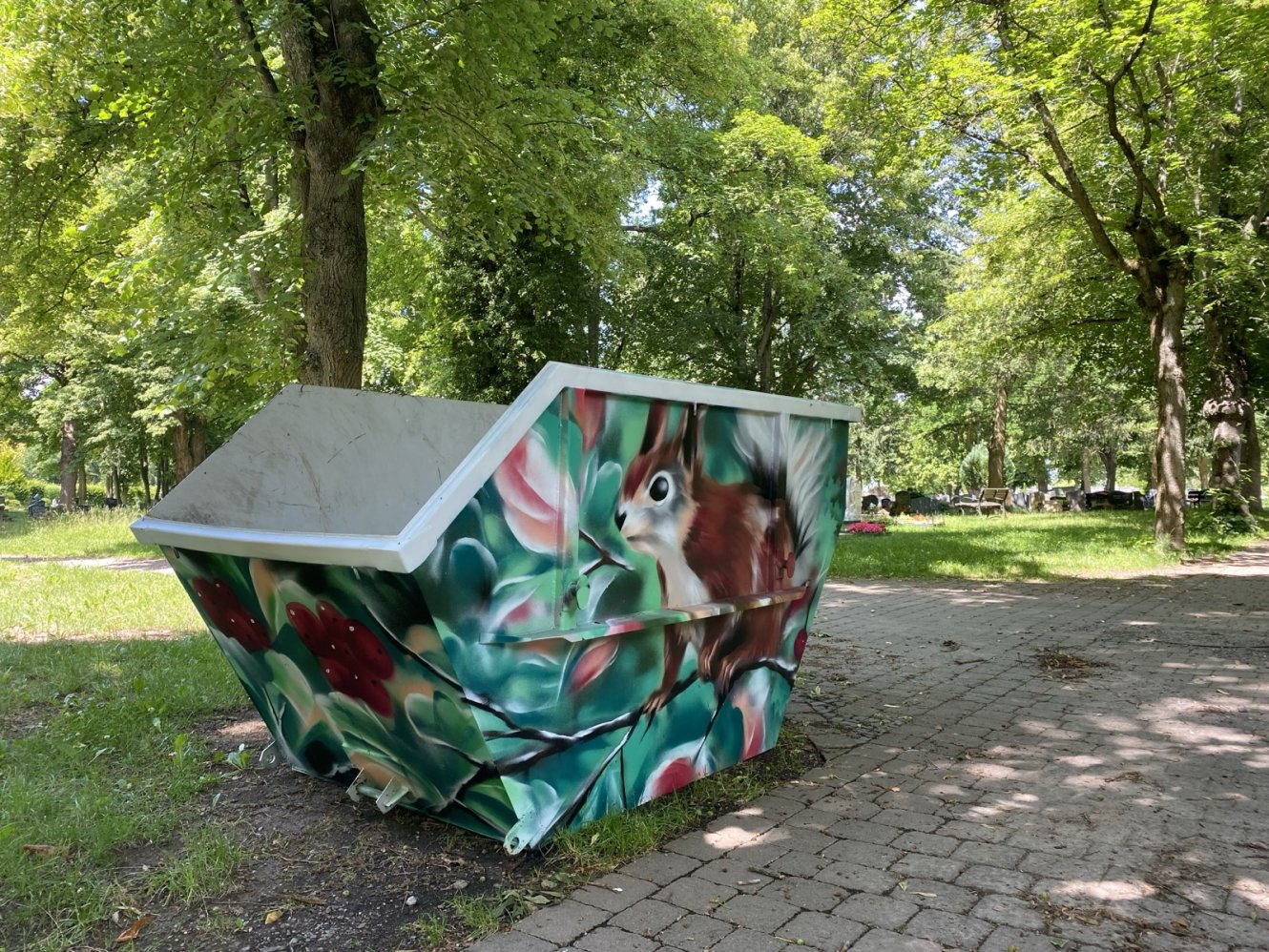 Grünschnittcontainer Friedhof