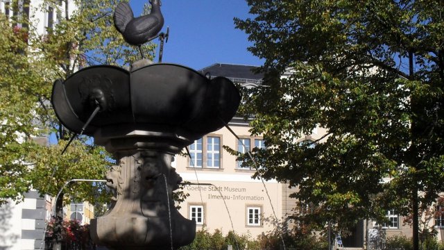 Hennebrunnen und Amtshaus