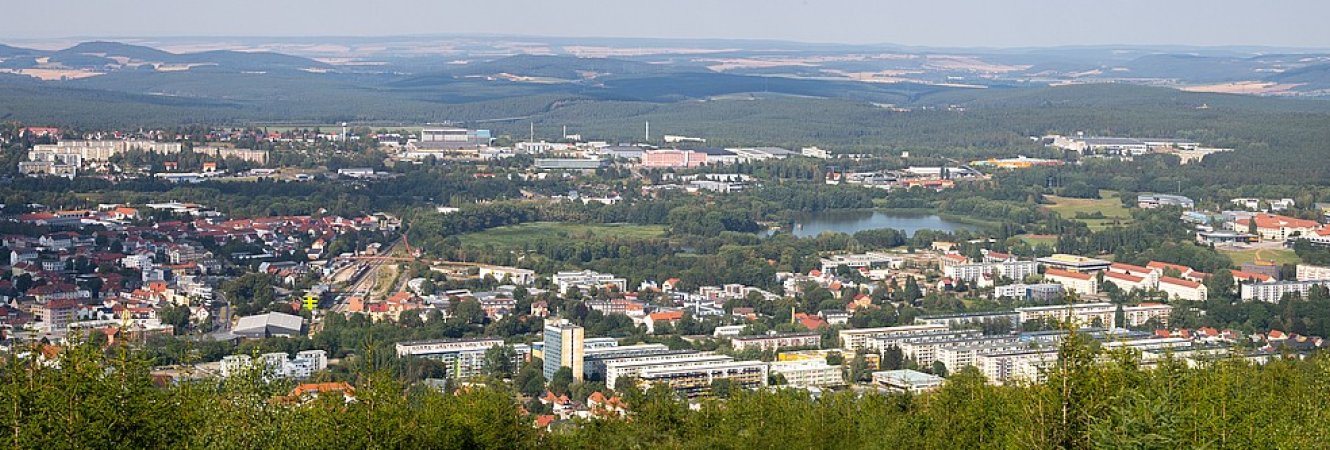 Blick auf Ilmenau vom Aussichtsturm auf dem Lindenberg