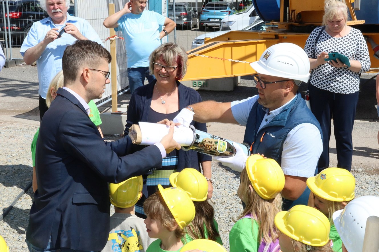 Grundsteinlegung für neuen Kindergarten im Ilmenauer Ortsteil Stadt Gehren