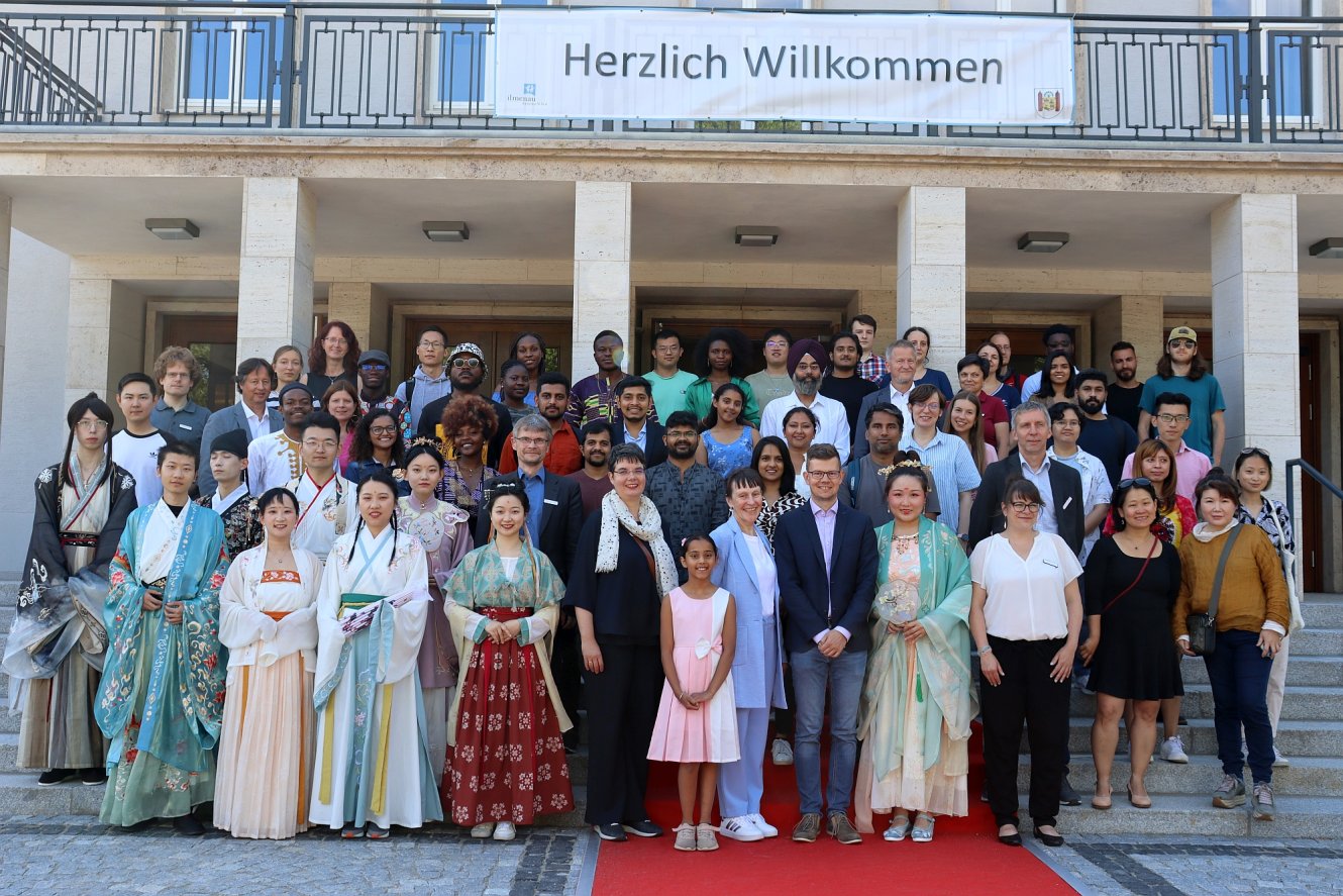 Empfang der ausländischen Studierenden im Kultur- und Kongresszentrum Festhalle Ilmenau