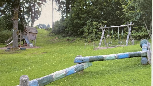 Spielplatz oberes Gebäude