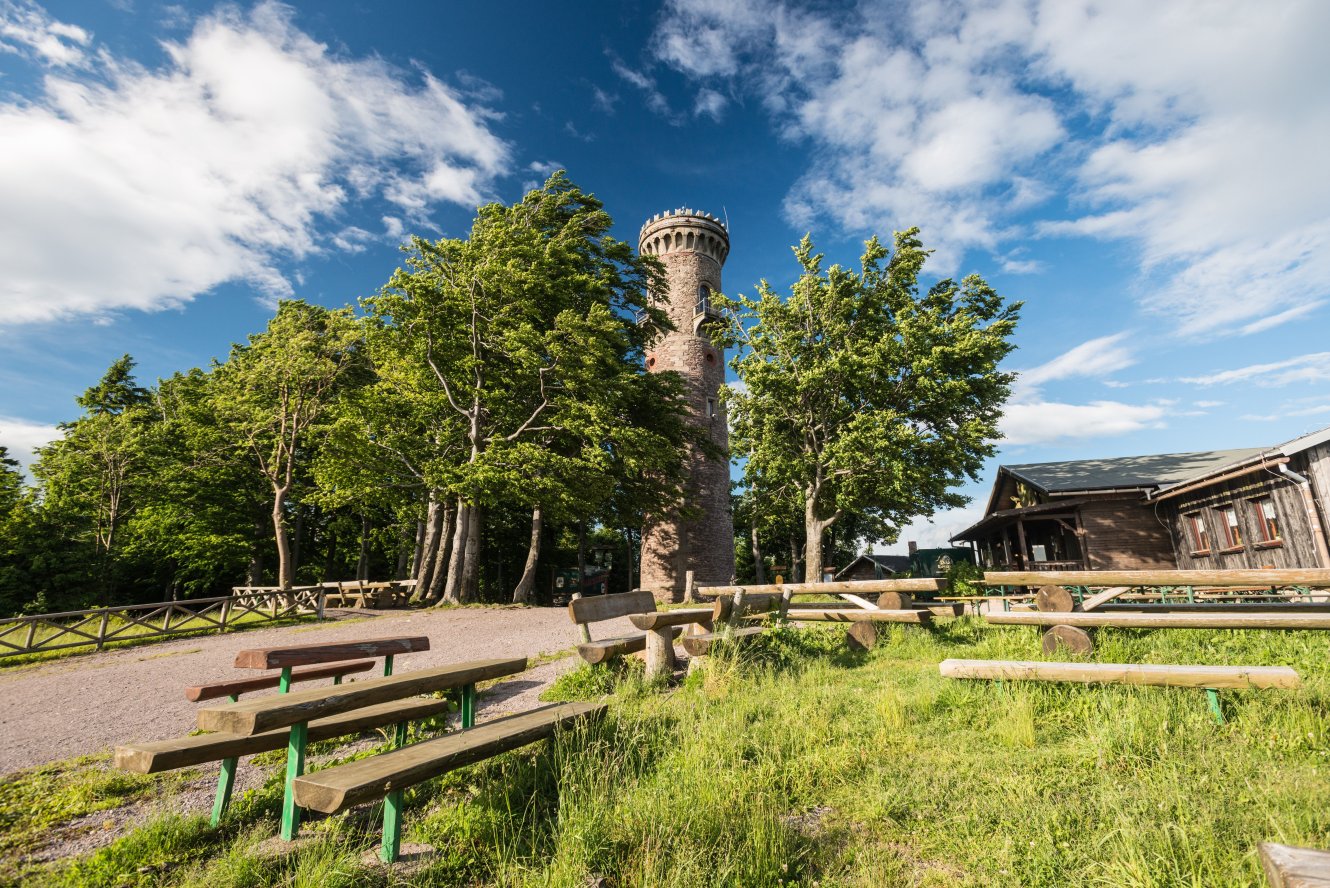 Kickelhahnturm auf dem Hausberg