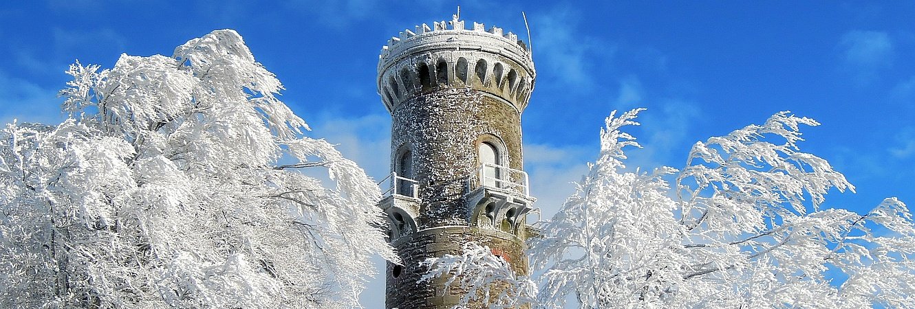 Kickelhahnturm im Winter
