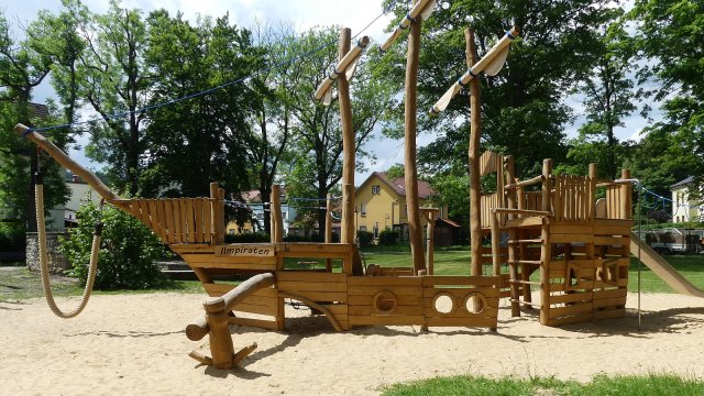 Langewiesen - Spielplatz Heinsepark