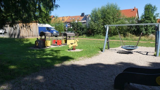 Langewiesen - Spielplatz Bockrand / Ziegeleiweg