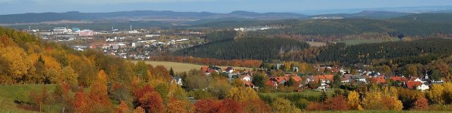 Blick über Oehrenstock Richtung Ilmenau im Herbst