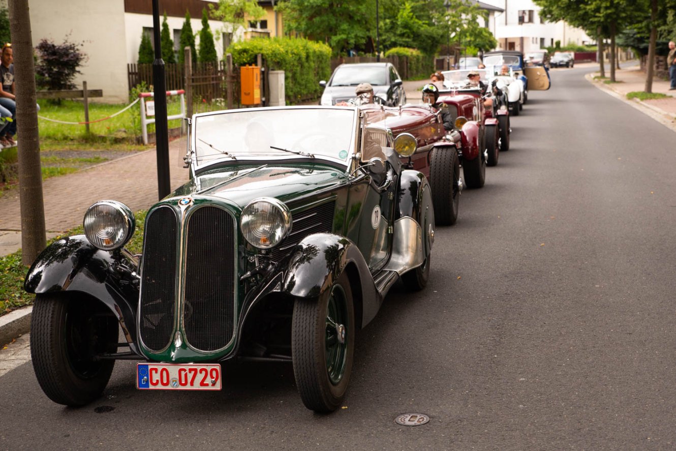 Gabelbachbergrennen Autokolonne