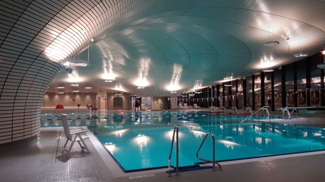 Schwimmhalle Innen