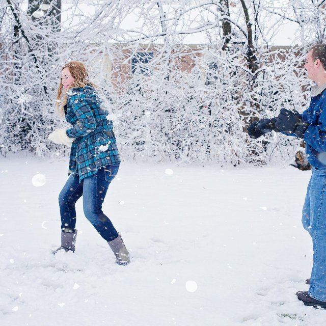 Schneeballschlacht