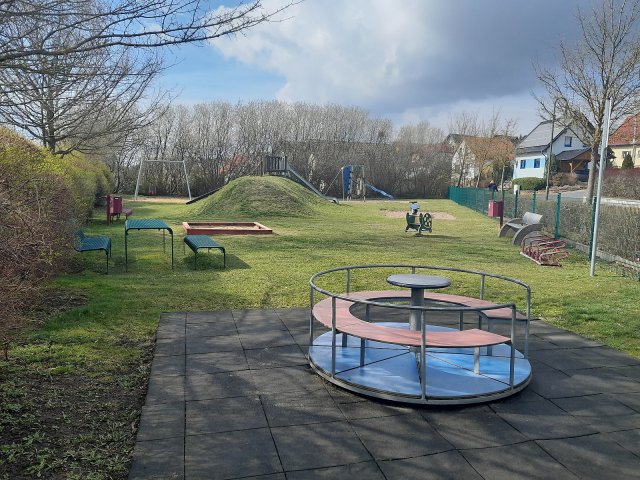 Oberpörlitz - Spielplatz Habichtsring