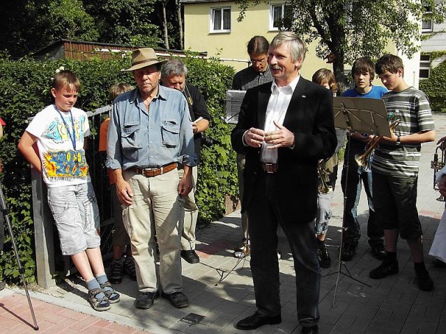 Verlegung der Stolpersteine im Jahr 2007 - Prof. Peter Scharff, Rektor der TU Ilmenau