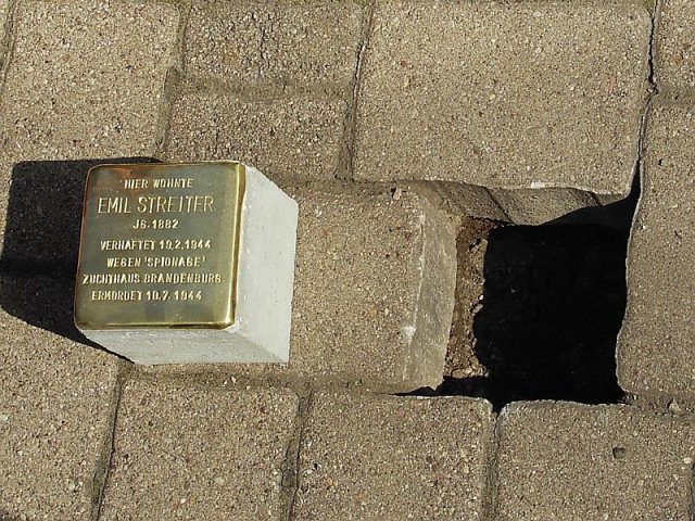 Verlegung der Stolpersteine im Jahr 2007