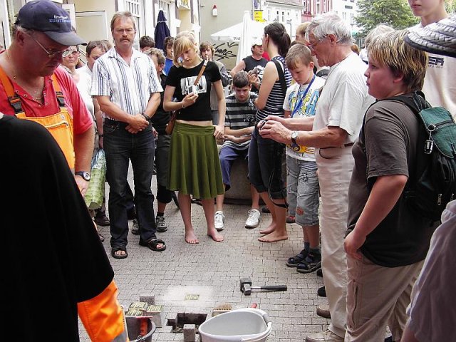 Verlegung der Stolpersteine im Jahr 2007