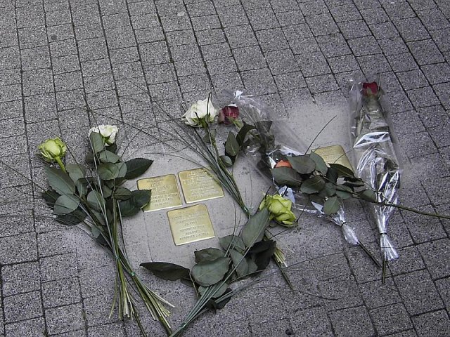 Verlegung der Stolpersteine im Jahr 2007