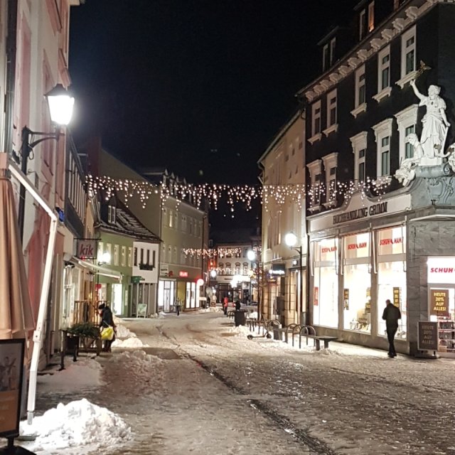 Weihnachtsillumination Straße des Friedens