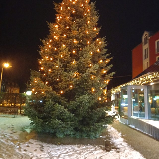 Weihnachtsillumination Lindenstraße / Hotel Tanne