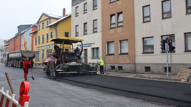 Oehrenstöcker Straße in Ilmenau wieder für den Verkehr freigegeben