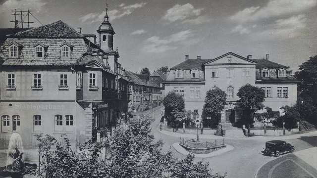 Rathaus mit Amtshaus (1930)