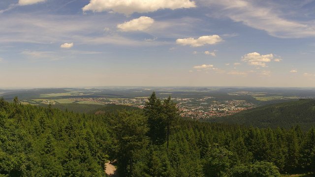 Panorama-Webcam auf dem Kickelhahn - Blick auf Ilmenau im Juni