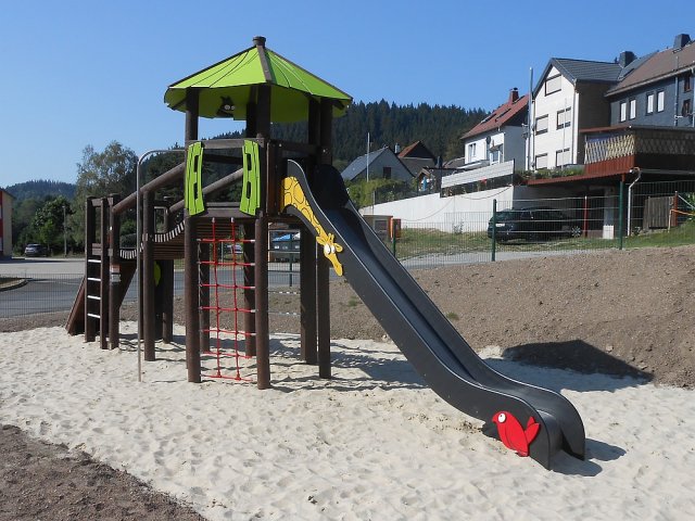 Manebach - Spielplatz Hammerweg