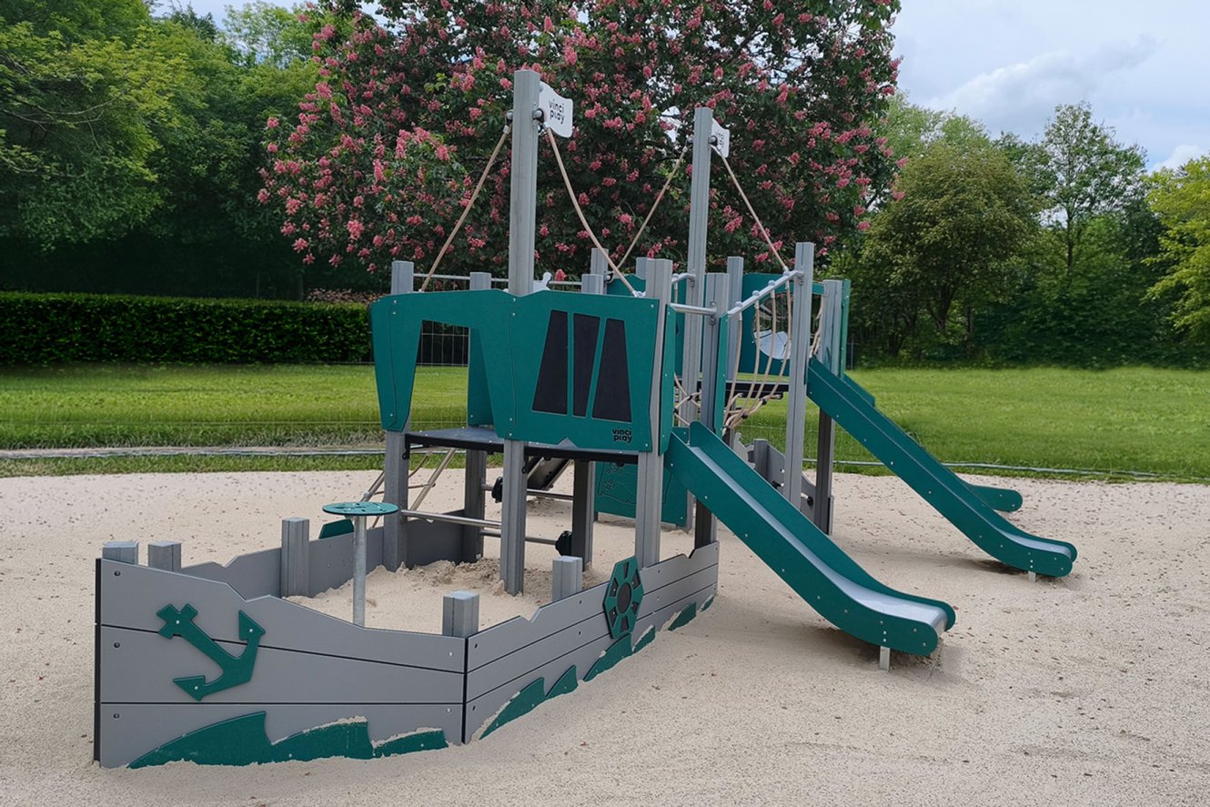 Piratenschiff Freibad