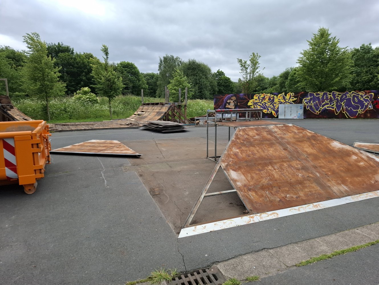 Umgestaltung Sportplatz des Friedens
